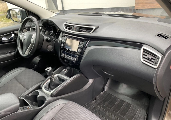 Nissan Qashqai cena 53900 przebieg: 183000, rok produkcji 2015 z Rymanów małe 596